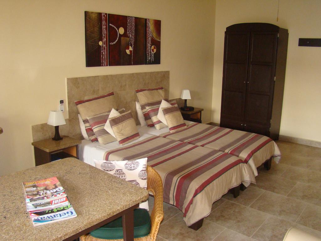 Auberge Guest Lodge Mbombela Chambre photo