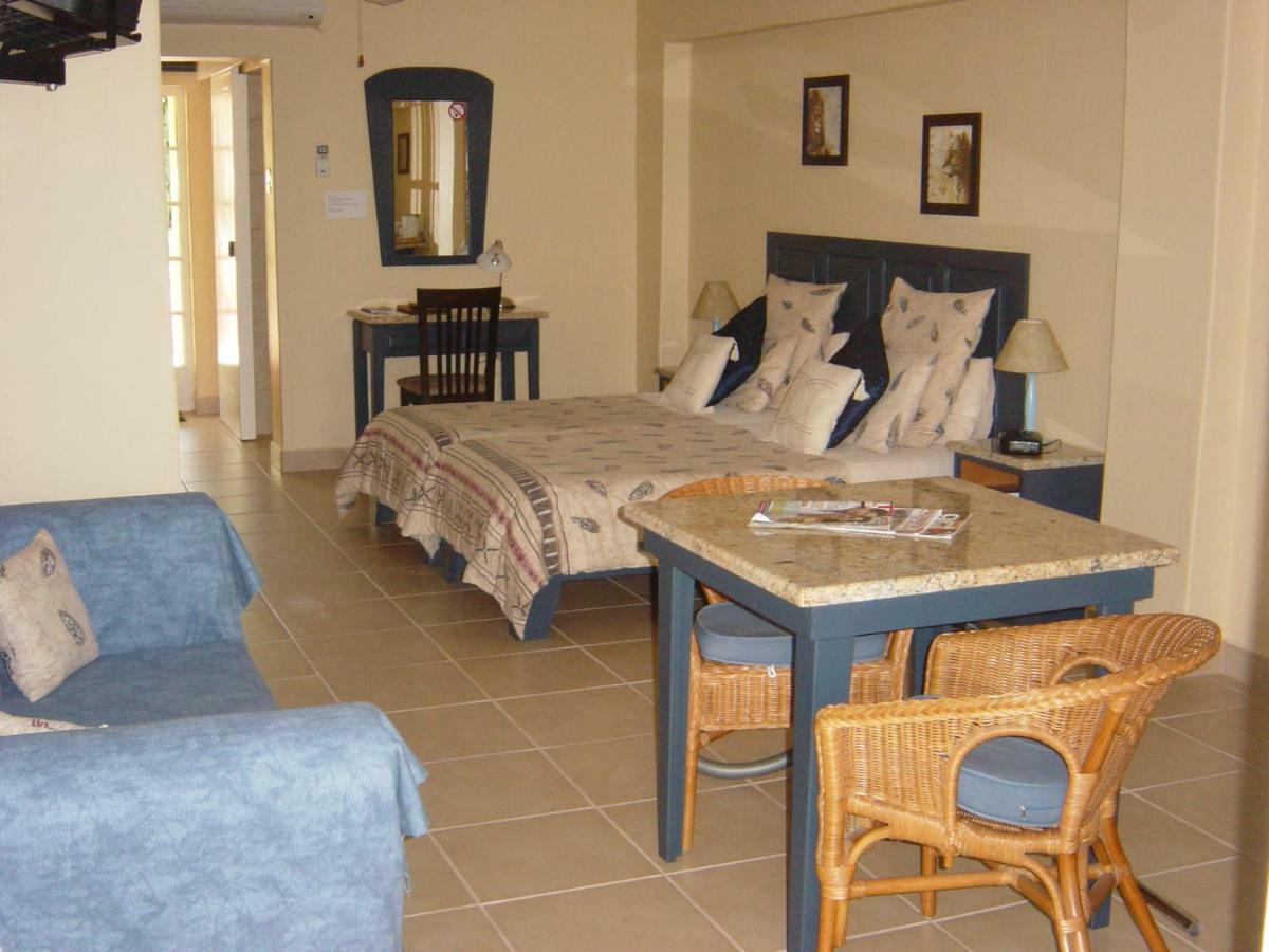 Auberge Guest Lodge Mbombela Extérieur photo